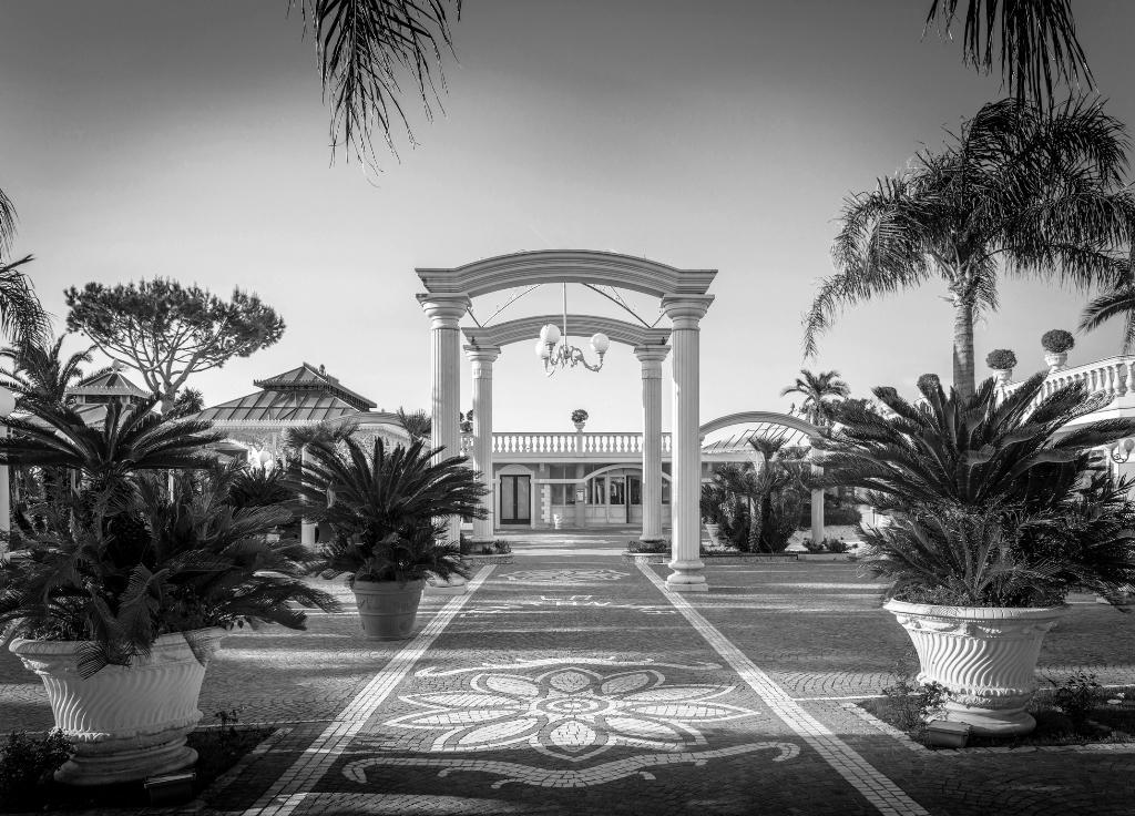 La Fontanina Hotel Giugliano In Campania Exteriör bild
